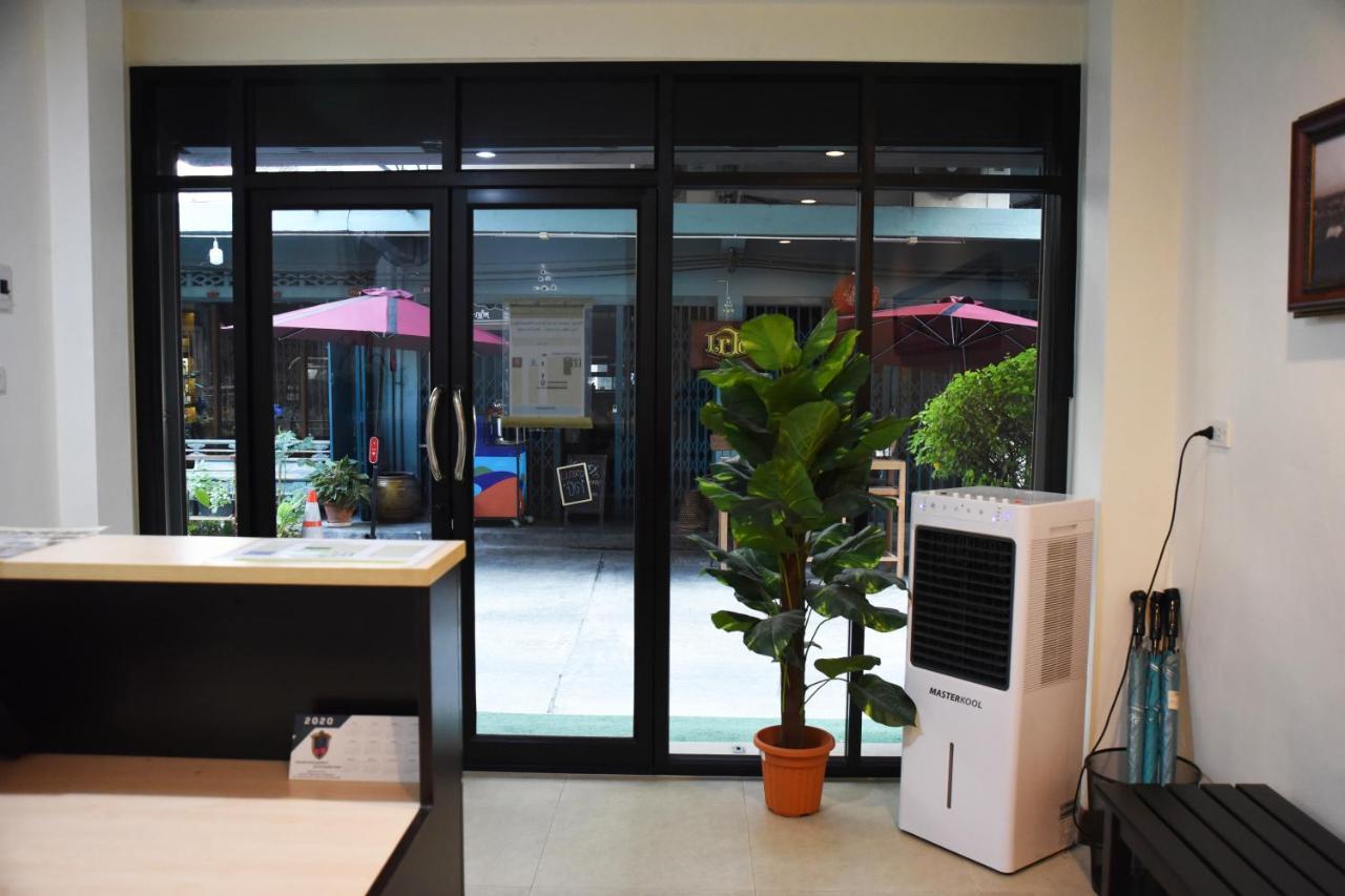 Chaiwat Guesthouse Bangkok Exterior foto